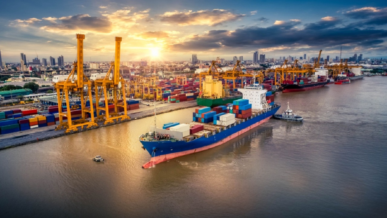 Global Shipping's Green Turn